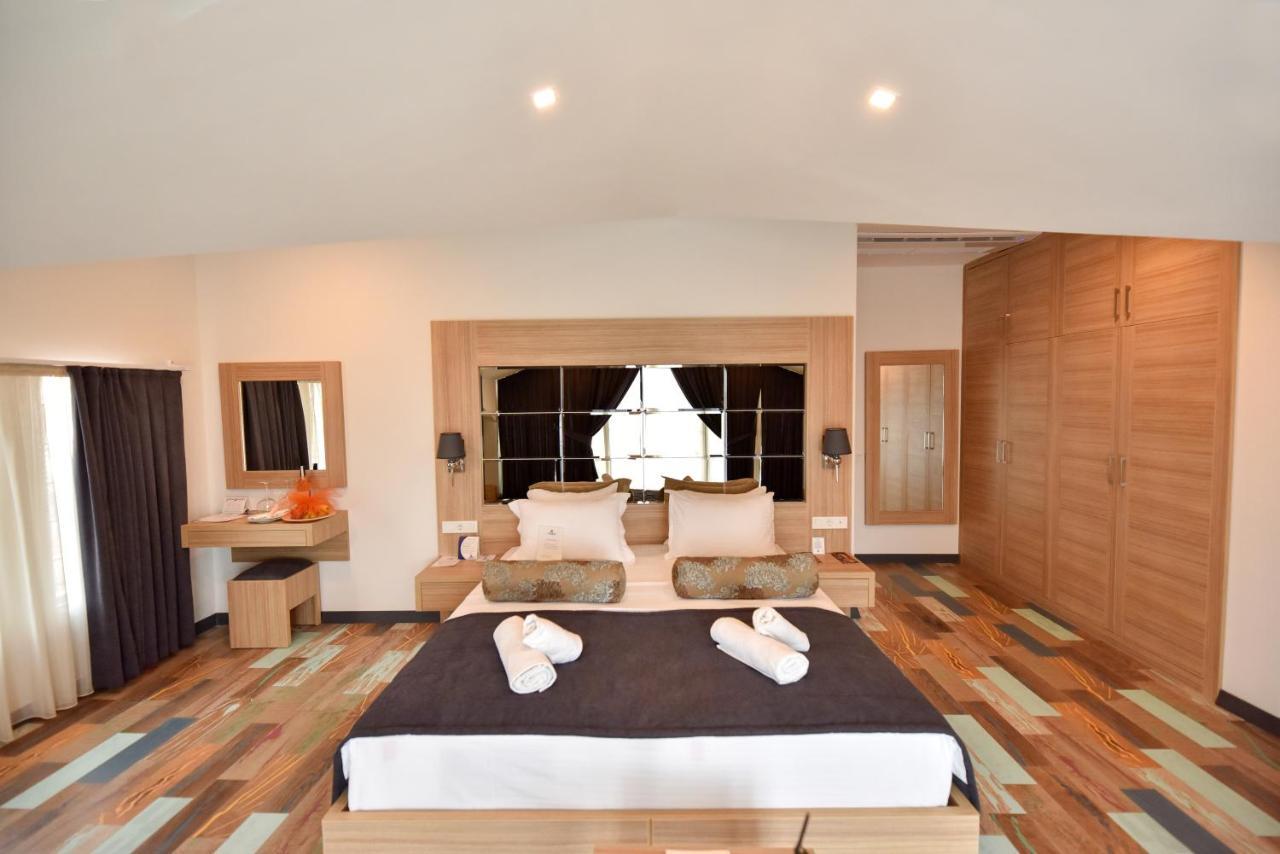 Alesta Midtown Apart Hotel Fethiye Buitenkant foto